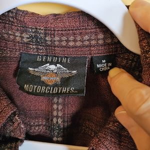 HD womans flannel top